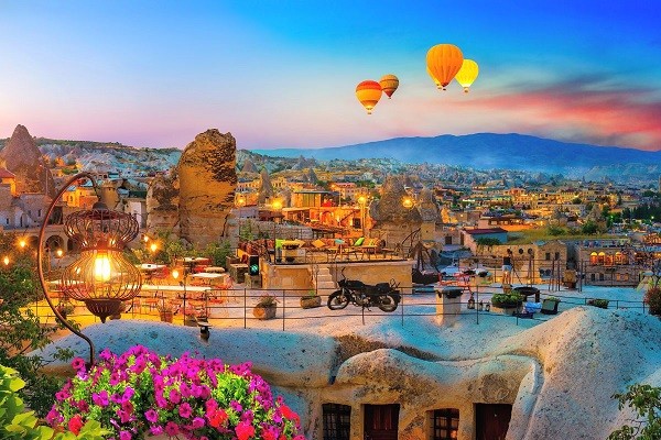 رحلة كابادوكيا مدينة المناطيد